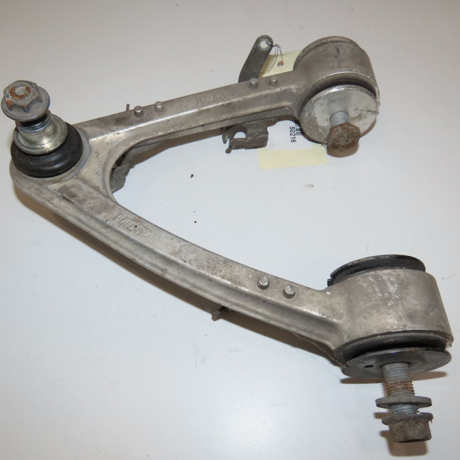 Triangle sup avd occasion MASERATI 146 Phase 1 04-1995->04-1999 4.2i 401ch 2