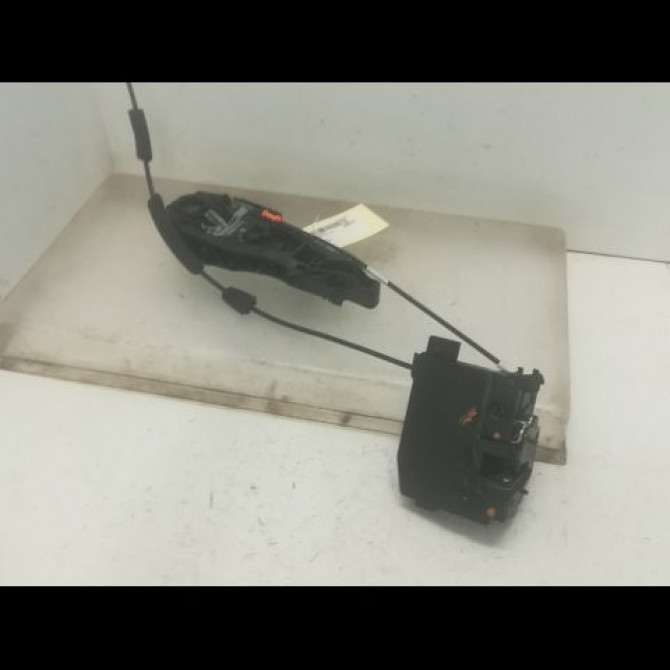 Serrure porte arg occasion CITROEN C4 PICASSO II Phase 1 04-2013->... 2.0 BlueHDi 150ch 9826136980 1