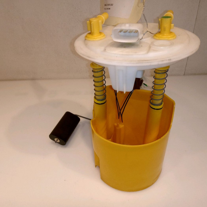 Jauge a carburant occasion RENAULT CLIO III Phase 1 09-2005->03-2009 1.5 DCI 70ch 8200906204 2