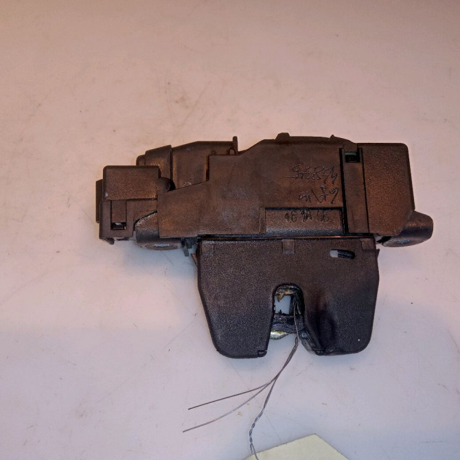 Serrure hayon occasion CITROEN C3 III Phase 1 10-2016->... 1.2i 110ch 9816195380 2