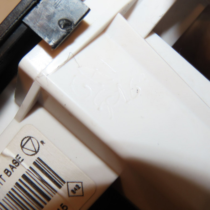 Commande de chauffage occasion DACIA SANDERO I Phase 1 06-2008->10-2012 1.4 MPI 75ch 6001551696 3