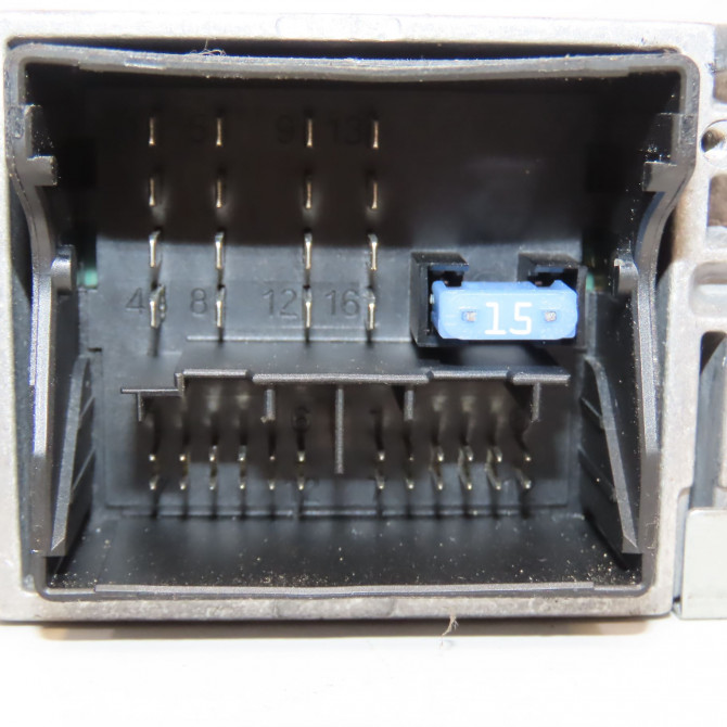 Autoradio occasion PEUGEOT 208 208 Phase 1 2012-03-01->2015-09-30 1.2 VTI 82ch 3