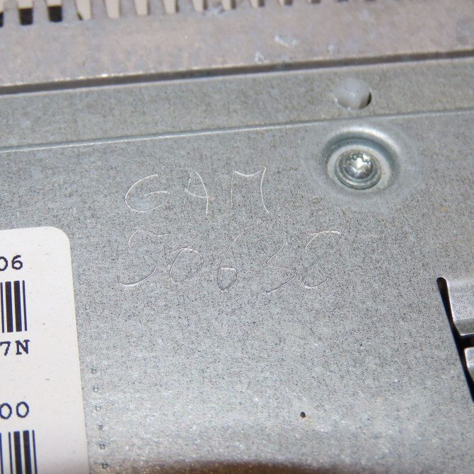 Autoradio occasion PEUGEOT 208 208 Phase 1 2012-03-01->2015-09-30 1.2 VTI 82ch 8