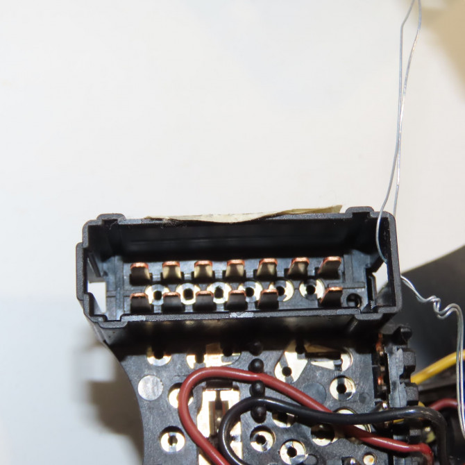 Commande clignotant occasion DACIA SANDERO I Phase 1 06-2008->10-2012 1.4 MPI 75ch 6001551360 3