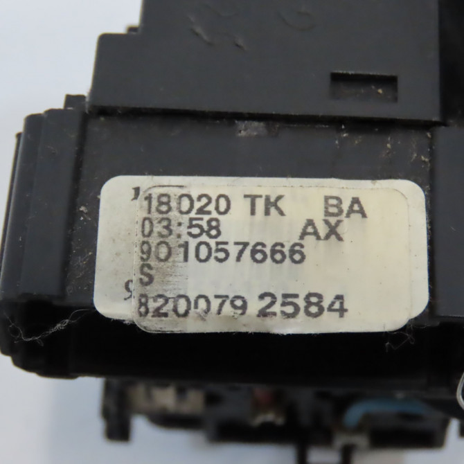 Commande clignotant occasion DACIA SANDERO I Phase 1 06-2008->10-2012 1.4 MPI 75ch 6001551360 4