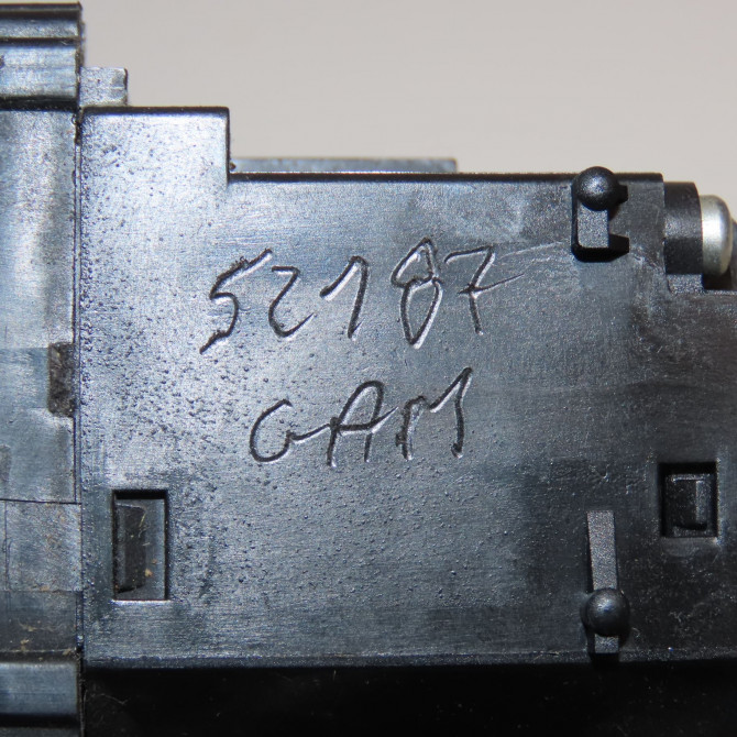 Commande clignotant occasion DACIA SANDERO I Phase 1 06-2008->10-2012 1.4 MPI 75ch 6001551360 5