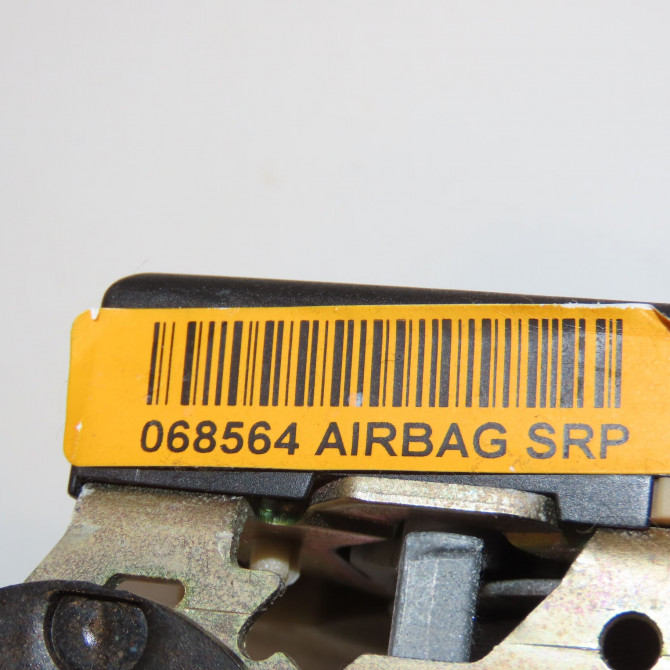 Ceinture avant droite occasion RENAULT CLIO II Phase 2 06-2001->07-2006 1.4i 16v 8200068564 4