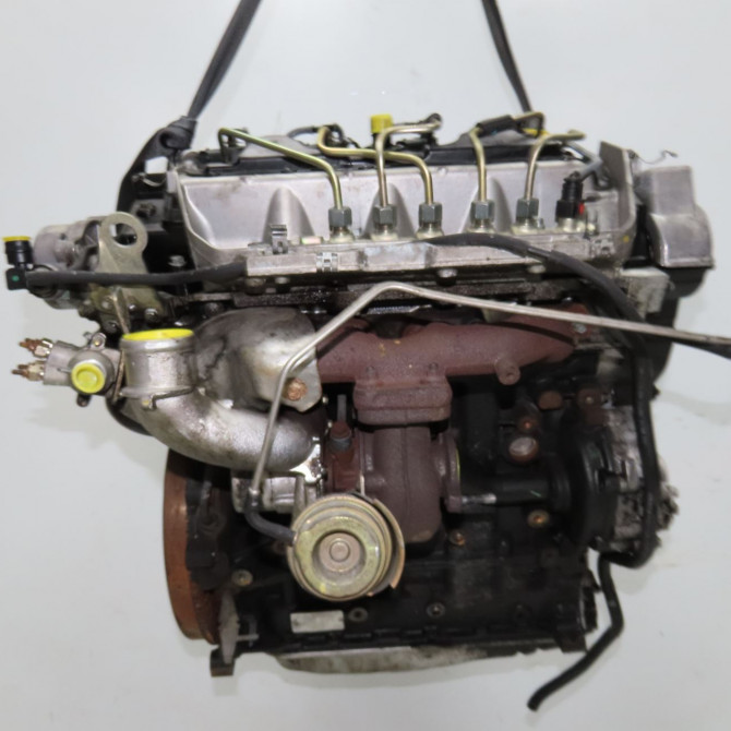 Moteur diesel occasion RENAULT LAGUNA II Phase 2 03-2005->09-2007 2.2 DCI 150ch 7701476346 4
