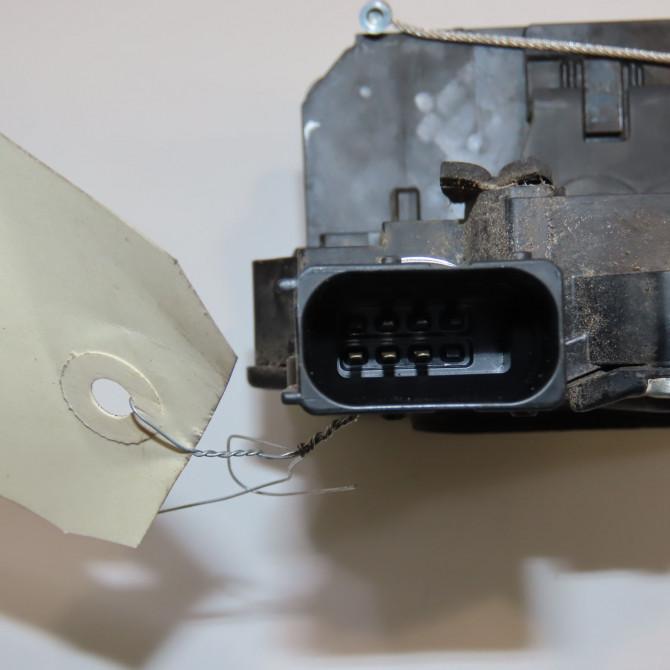 Serrure porte arg occasion FIAT PUNTO III Phase 1 01-2012->... 1.2i 69ch 52065102 3