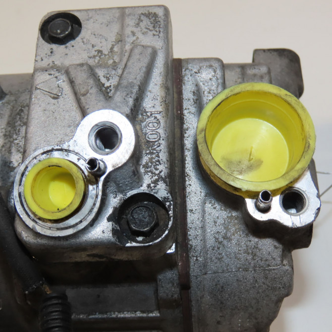 Compresseur air conditionne occasion 4