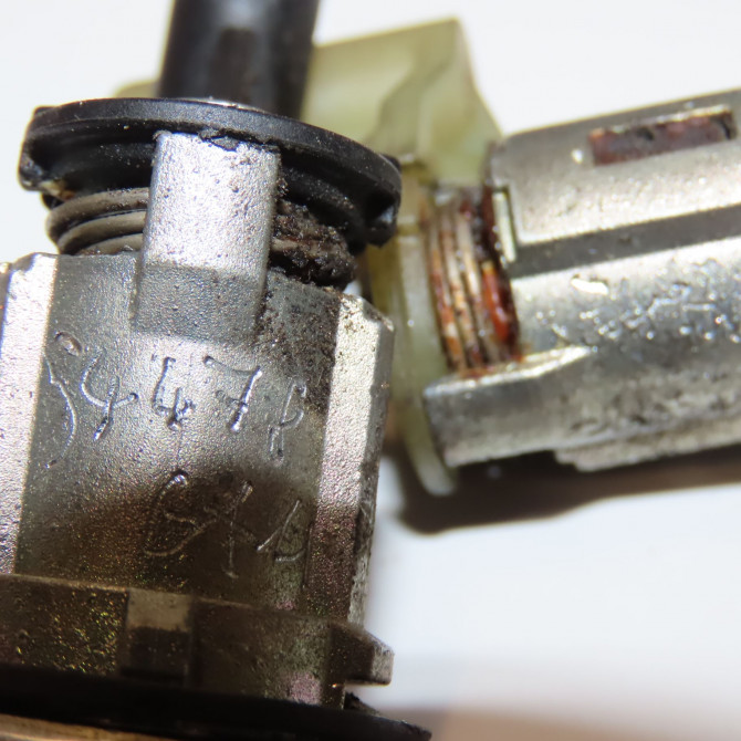 Kit serrures + antivol occasion DACIA SANDERO I Phase 1 06-2008->10-2012 1.4 MPI 75ch 6001550798 5