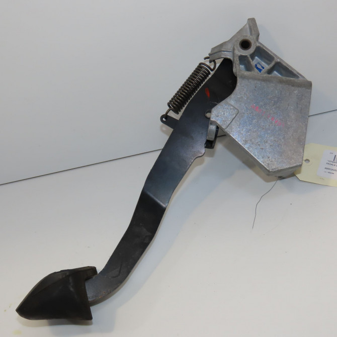 Pedale de frein occasion MERCEDES CLASSE ML I 8200740595 2