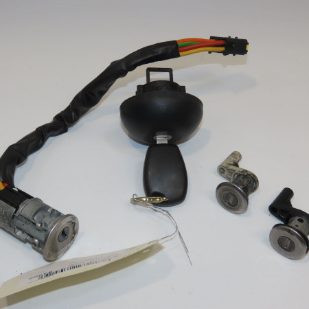 Kit serrures + antivol occasion DACIA SANDERO I Phase 1 06-2008->10-2012 1.4 MPI 75ch 6001550798