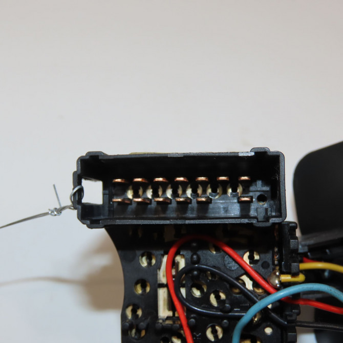 Commande clignotant occasion DACIA SANDERO I Phase 1 06-2008->10-2012 1.4 MPI 75ch 6001551360 3