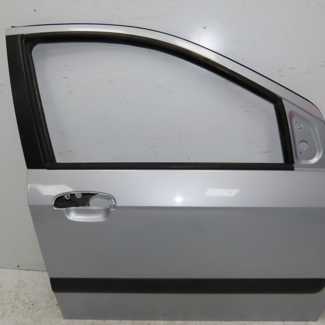 Porte avant droite occasion HYUNDAI GETZ Phase 2 11-2005->10-2010 1.1i 760040B000 1