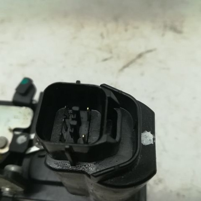 Serrure porte ard occasion HYUNDAI I 10 I Phase 1 03-2008->12-2010 1.2i 814200X021 2