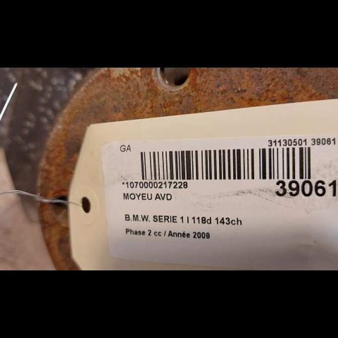Moyeu avd occasion B.M.W. SERIE 1 I Phase 2 01-2007->07-2011 118d 143ch 31216765157 3
