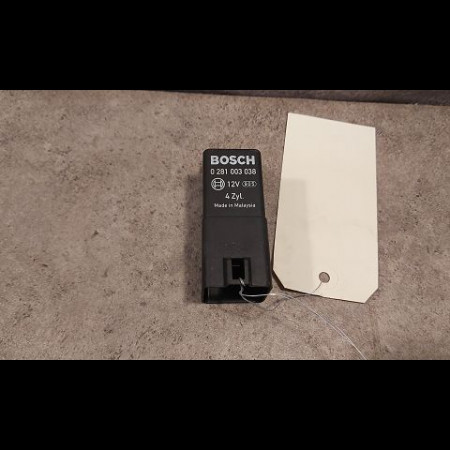 Boitier de préchauffage occasion VOLKSWAGEN GOLF V Phase 1 11-2003->10-2008 1.9 TDI 105ch 38907281D