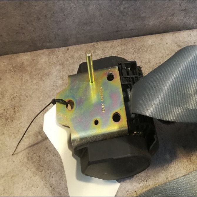 Ceinture arrière gauche occasion RENAULT TWINGO I Phase 3 08-2000->06-2007 1.2i 8v 60ch 8200703404 3