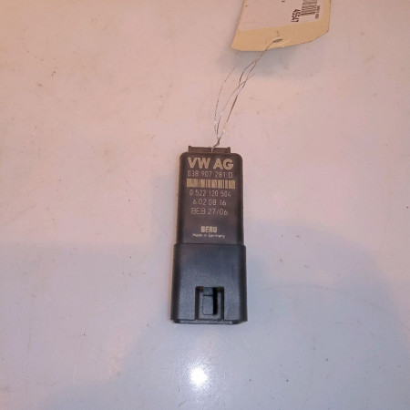 Boitier de préchauffage occasion VOLKSWAGEN GOLF V Phase 1 11-2003->10-2008 1.9 TDI 90ch 38907281D