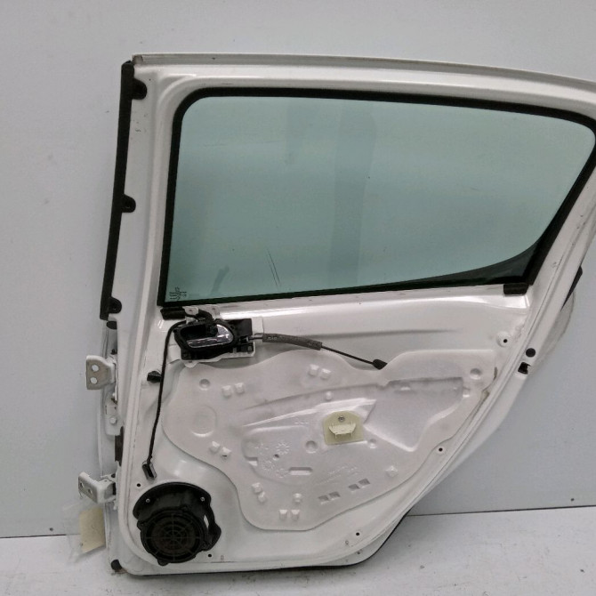 Porte arrière droite occasion PEUGEOT 308 I Phase 1 09-2007->03-2011 1.6 HDI 16v 90ch 9008S1 2