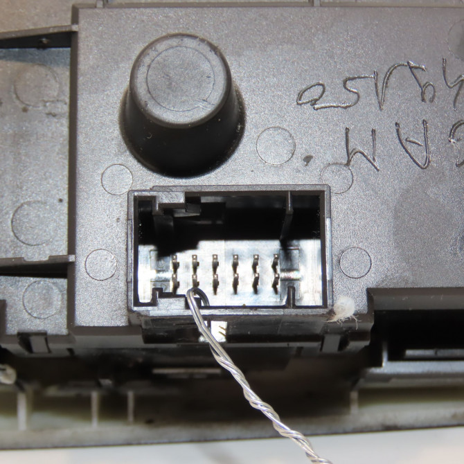 Interrupteur commande de phares occasion B.M.W. SERIE 3 V Phase 1 03-2005->09-2008 61316932796 3