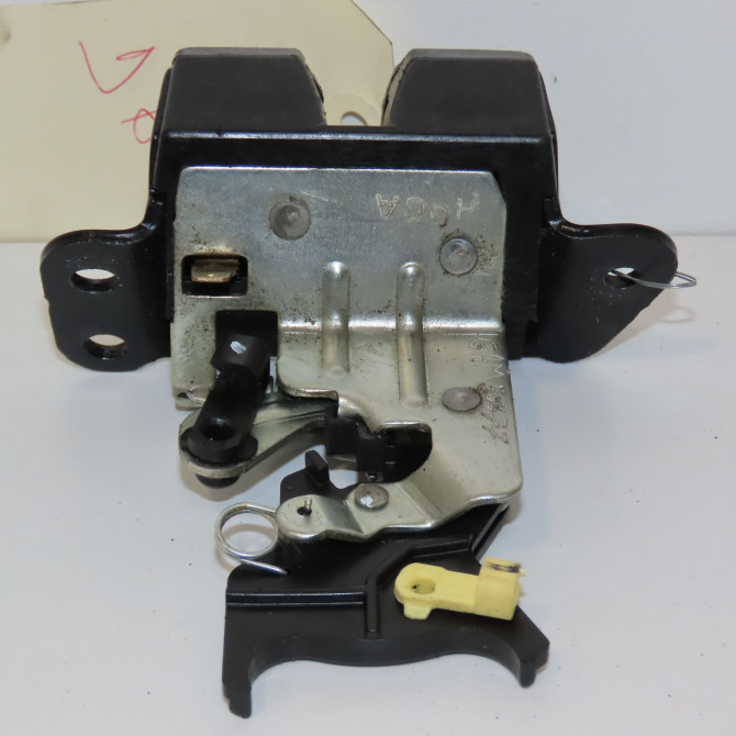 Serrure hayon occasion HYUNDAI I 10 I Phase 1 04-1995->04-1999 1.2i 90ch 812300X010 2