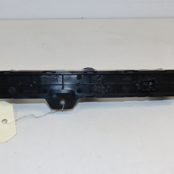 Bouton de warning occasion FIAT 500 II 500 II Phase 1 2007-07-01->2016-03-31 1.2i 69ch 735451108 2