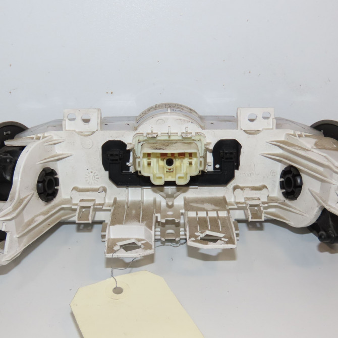 Commande de chauffage occasion CITROEN C1 I Phase 2 11-2008->01-2012 1.0i 12v 70ch 6452P5 2