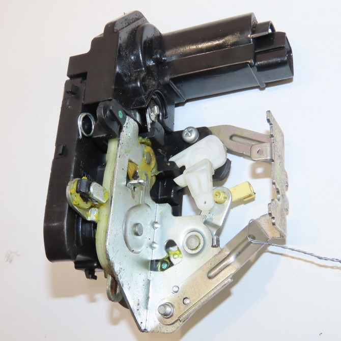 Serrure porte ard occasion HYUNDAI I 10 I Phase 1 03-2008->12-2010 1.2i 814200X021 2