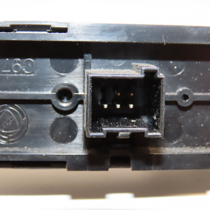 Bouton de warning occasion FIAT 500 II 500 II Phase 1 2007-07-01->2016-03-31 1.2i 69ch 735451108 3