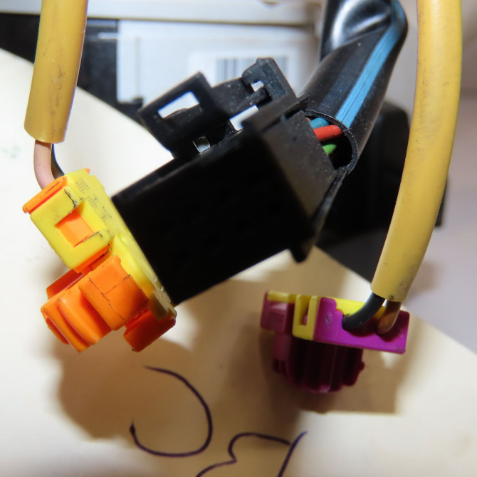 Bloc commodos occasion FIAT 500 II 500 II Phase 1 2007-07-01->2016-03-31 1.2i 69ch 735472470 5