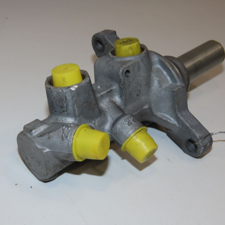 Maitre cylindre occasion FORD ECOSPORT 2394055