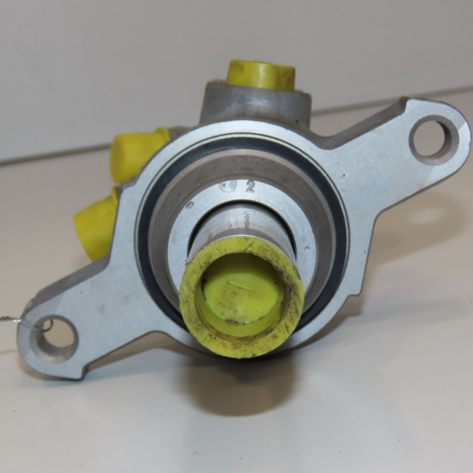 Maitre cylindre occasion FORD ECOSPORT 2394055 5