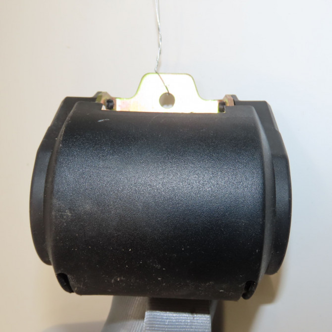 Ceinture arrière gauche occasion RENAULT TWINGO I Phase 3 08-2000->06-2007 1.2i 16v 8200703404 2