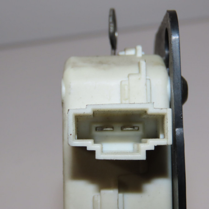 Volet de trappe carburant occasion MERCEDES CLASSE ML I 8200290088 3