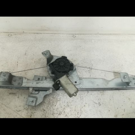 Mecanisme + moteur lève-glace avant droit occasion DACIA DUSTER Phase 1 03-2010->12-2013 1.5 DCI 8v 110ch 8200733828