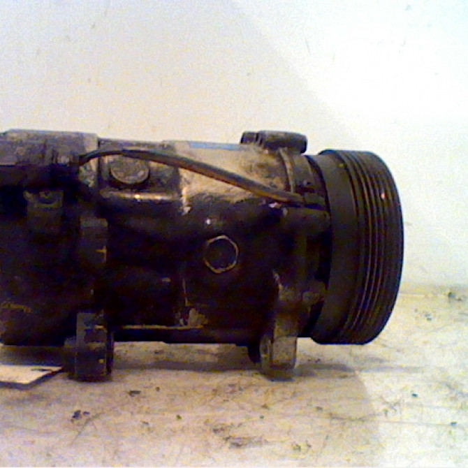 Compresseur air conditionne occasion VOLKSWAGEN GOLF IV GOLF IV Phase 1 1998-01-01->2005-06-30 1J0820803K 1