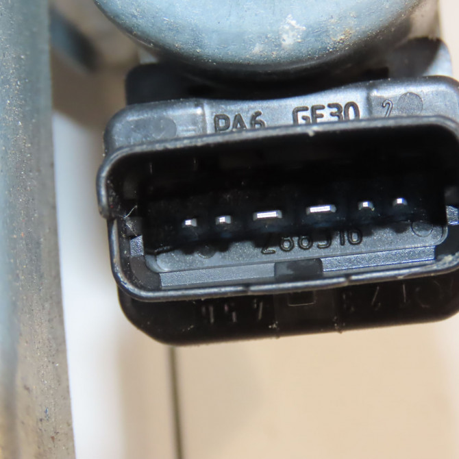 Mecanisme+moteur leve-glace avg occasion RENAULT SCENIC II Phase 1 03-2004->09-2006 2.0 DCI 150ch 8201010937 3