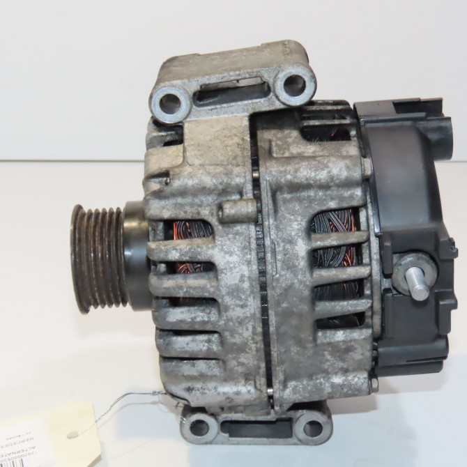 Alternateur occasion MERCEDES SPRINTER II 9068404 3