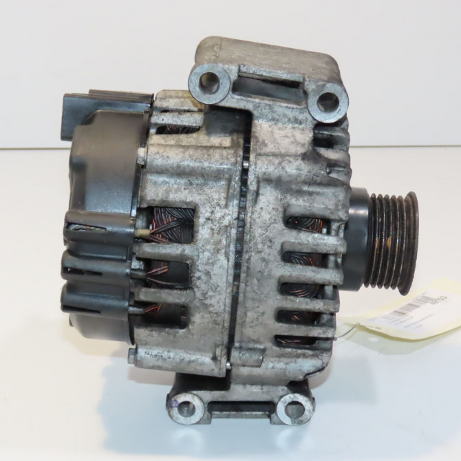 Alternateur occasion MERCEDES SPRINTER II 9068404 4