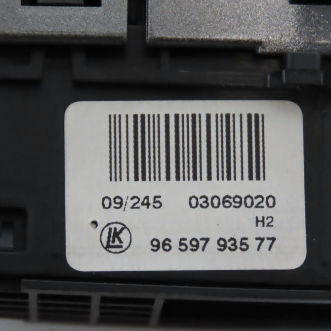 Bouton de warning occasion PEUGEOT 308 I Phase 1 09-2007->03-2011 1.6 HDI 16v 90ch 649016 4