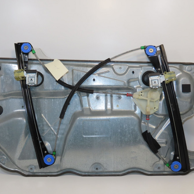 Mecanisme + moteur lève-glace avant droit occasion VOLKSWAGEN POLO IV Phase 2 05-2005->09-2009 1.2 60ch 6Q3837462J 2