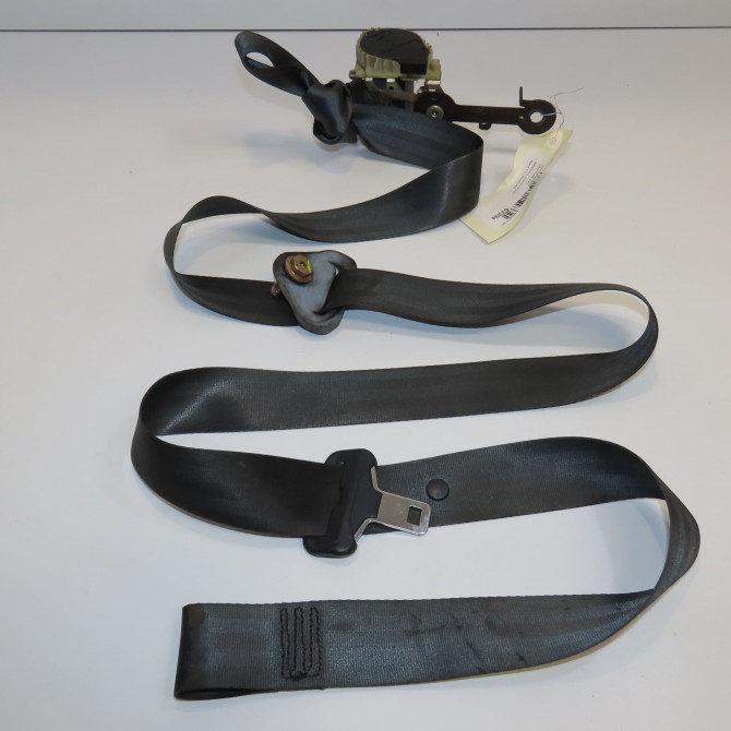 Ceinture avant droite occasion RENAULT CLIO II Phase 2 06-2001->07-2006 1.5 DCI 65ch 8200068565 1