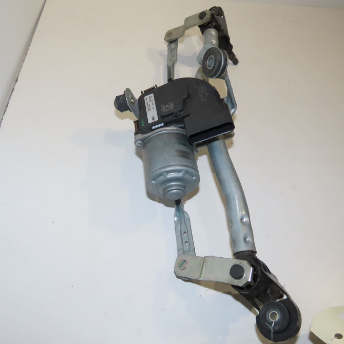 Moteur essuie-glace avant occasion FORD ECOSPORT 2149831 1