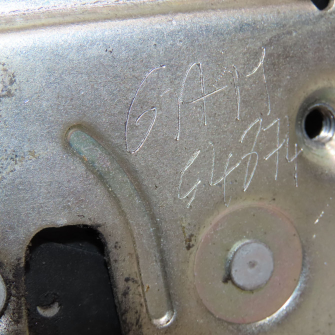 Serrure porte arg occasion RENAULT SCENIC II Phase 2 09-2006->04-2009 1.5 DCI 105ch 8200119330 3