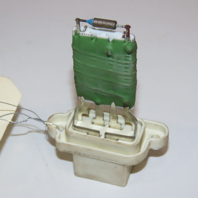 Resistance de chauffage occasion FORD FIESTA VI Phase 1 10-2008->11-2012 1.2i 60ch Ambiente 1