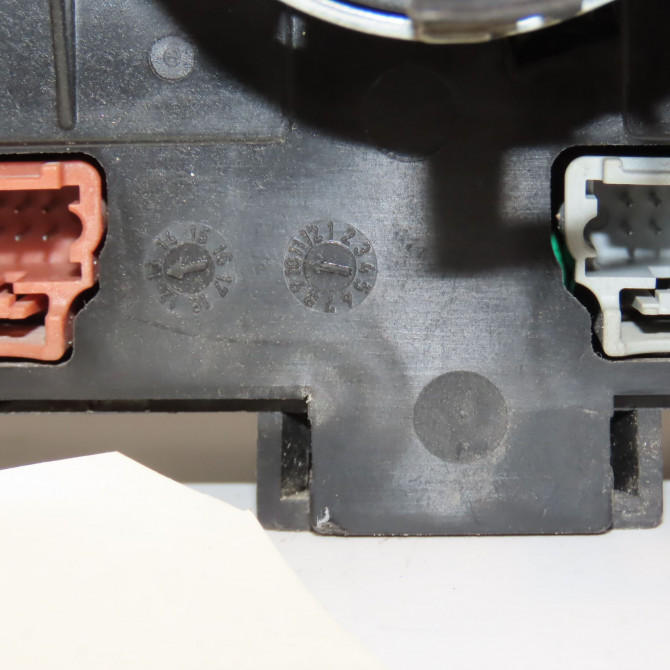 Bloc commodos occasion CITROEN BERLINGO II Phase 2 01-2012->01-2015 98062257XT 3