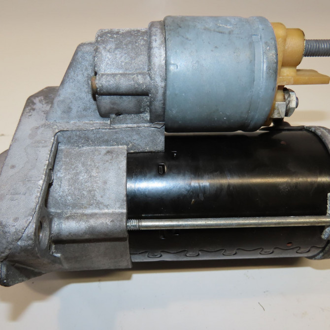 Démarreur occasion  233002889R 2