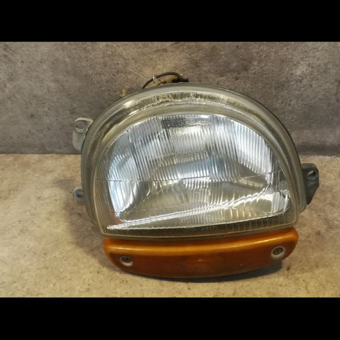 Phare droit occasion RENAULT TWINGO I Phase 1 04-1993->08-1998 1.2i 55ch 7701040499 1